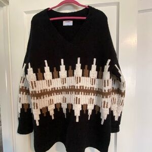 Old Navy Black Fair Isle Cityscape women’s sweater size L